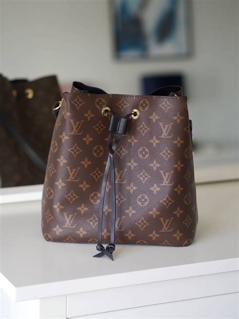 lv neo noe price|louis vuitton neonoe inside.